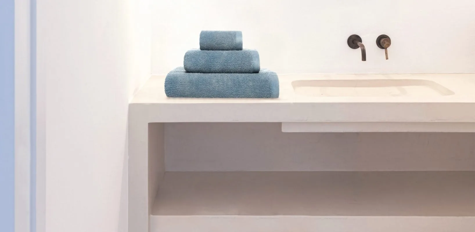 Textil que abraza el espacio — complementos